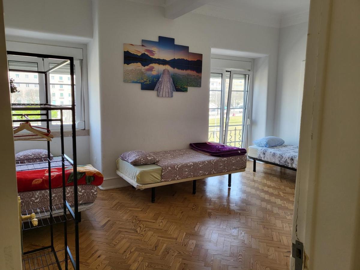 Rainbow Guest House Lisboa Habitación foto